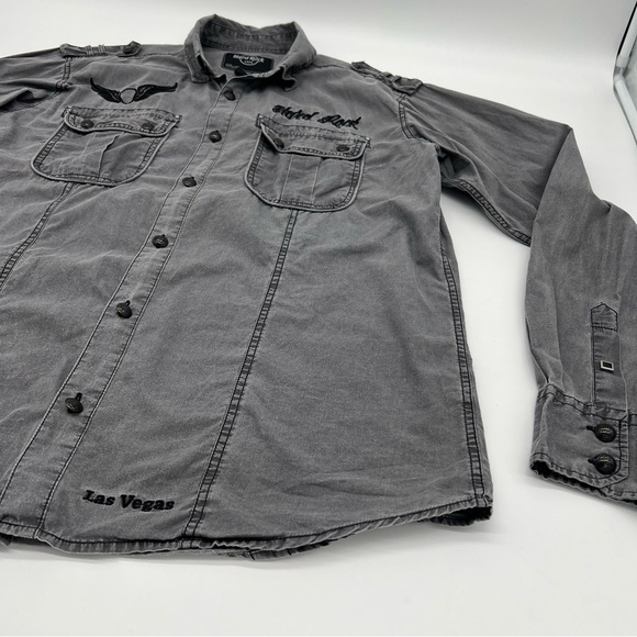 Hard Rock Cafe‎ Shirt Size Large Gray Embroidered Vegas Rock Utility Button Down - Picture 8 of 16